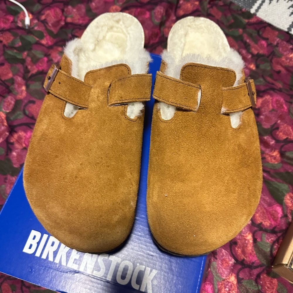 Birkenstock Clogs with fur- Boston Shearling size 43- worn twice